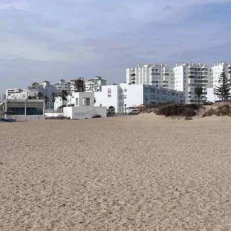 Apto. En La Playa Del Parque Natural Turunos Apartment El Puerto de Santa María